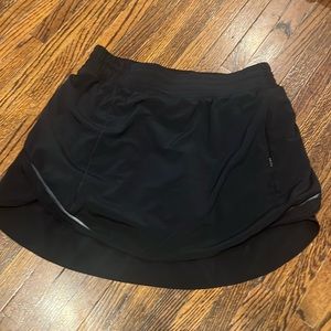 Lululemon Hotty Hot high rise skirt
